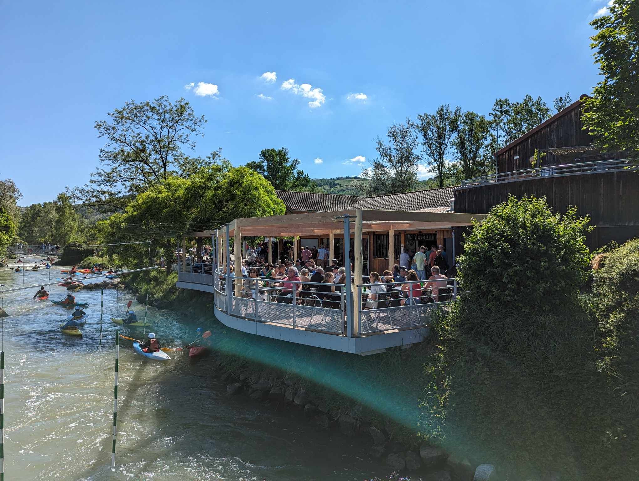 Photo LE BOUILLON - BRASSERIE DES EAUX VIVES